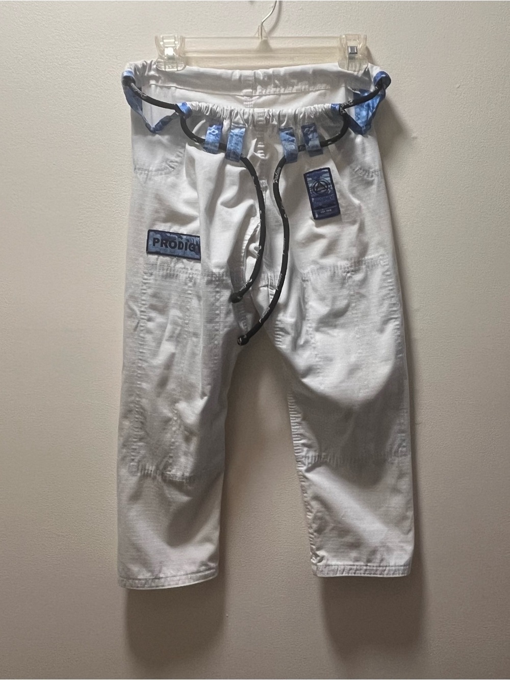 Prodigy Kidcore Utility Brazilian Ju-Jitzu BJJ, Sz M2, White with Blue Accents